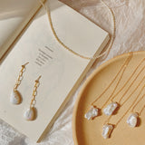 Sophia Mini Pearl Necklace